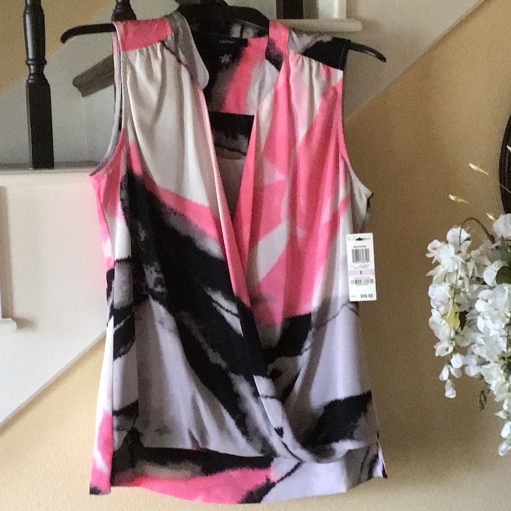 Alfani NEW with tag size 6 sleeveless blouse.